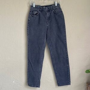 Urban Outfitters Black‎ Women's mom Jeans size 28